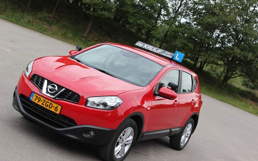 Nissan Qashqai 2012 lesauto van Autorijschool De Kruijf